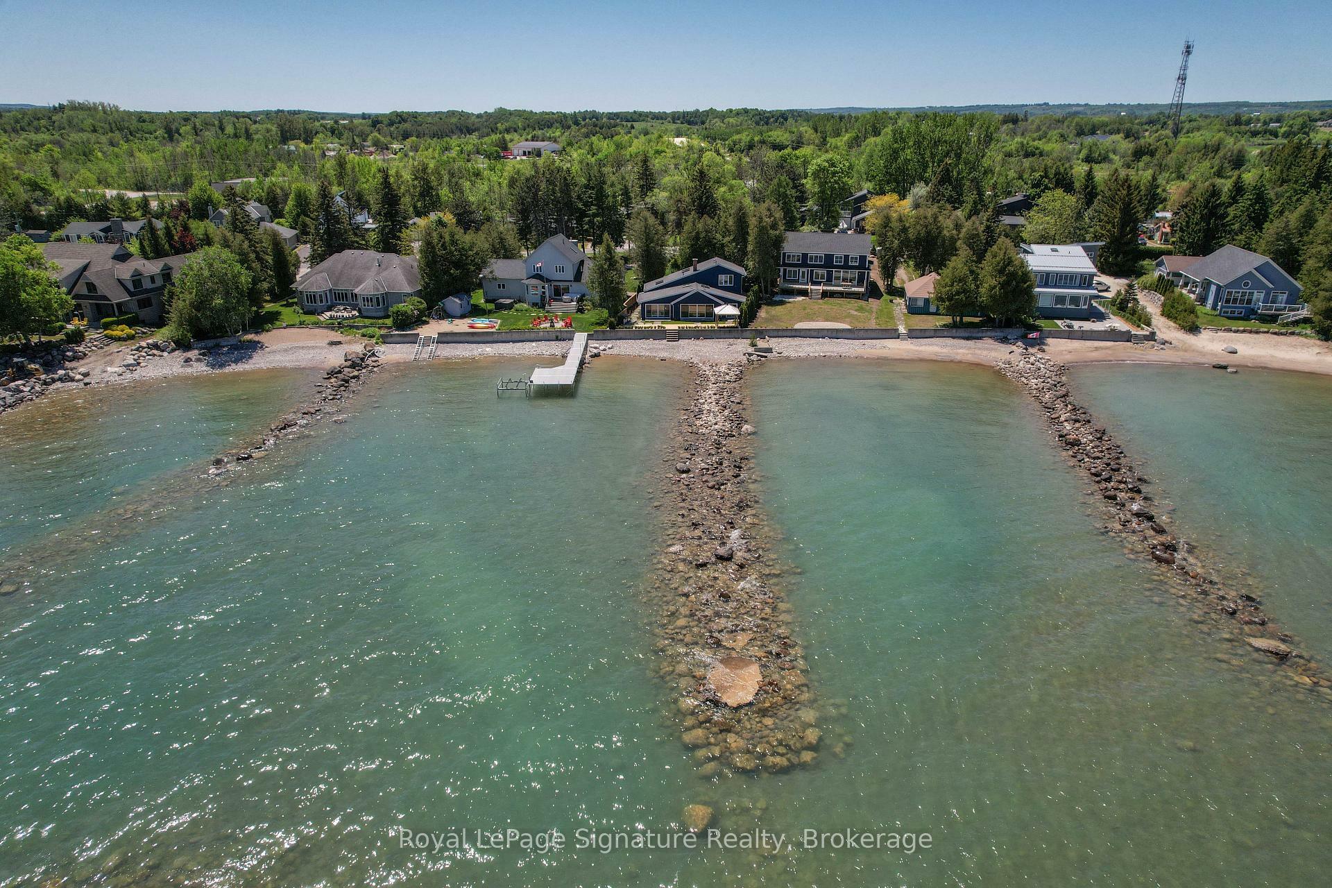 Property Photo: 137 Bayview Avenue ON N0H 1J0