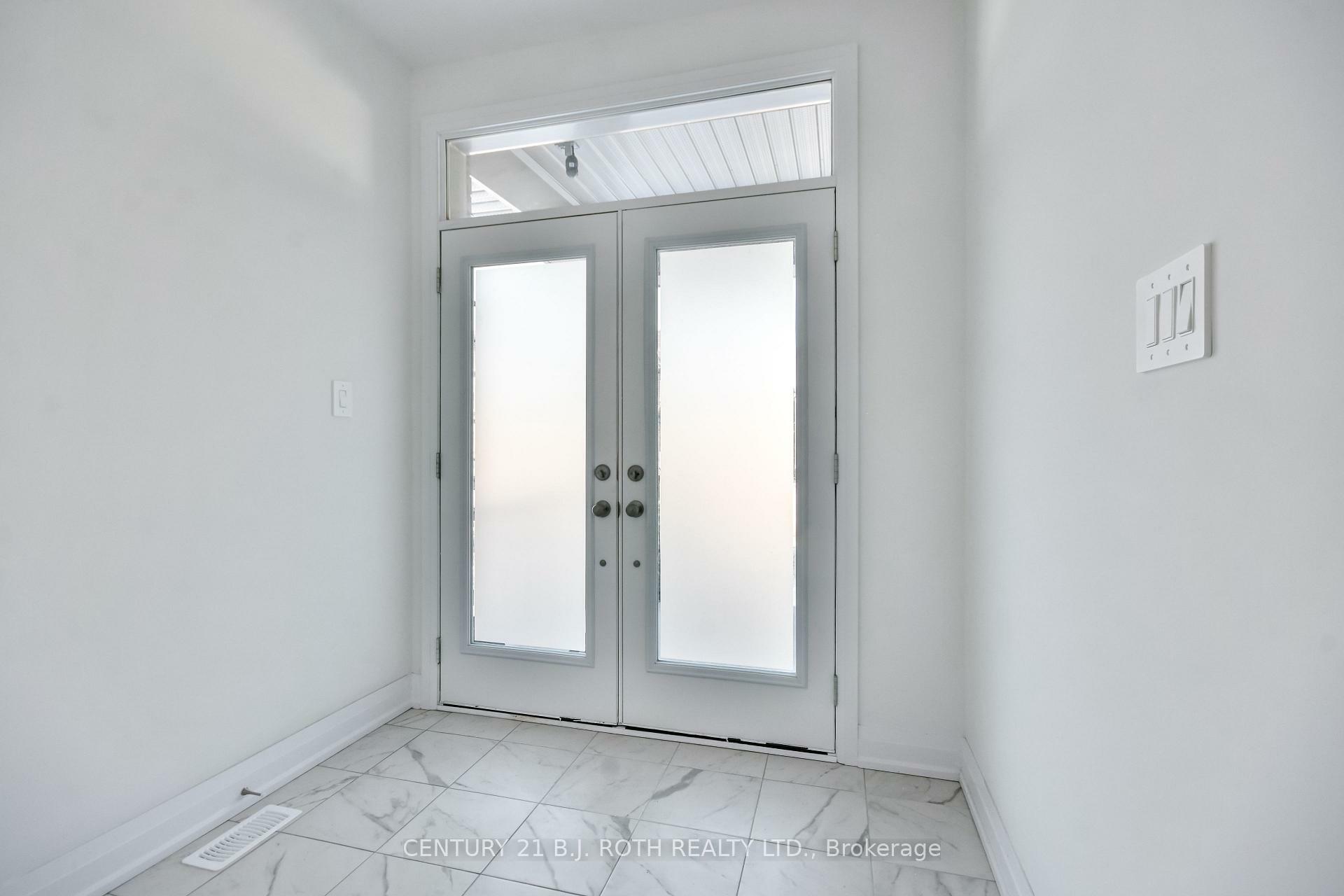 Photo de la propriété: 130 Franklin Trail ON L9J 0J2