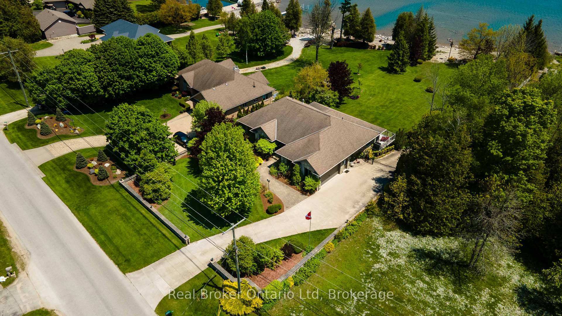Property Photo: 361 Balmy Beach Road ON N4K 5N4