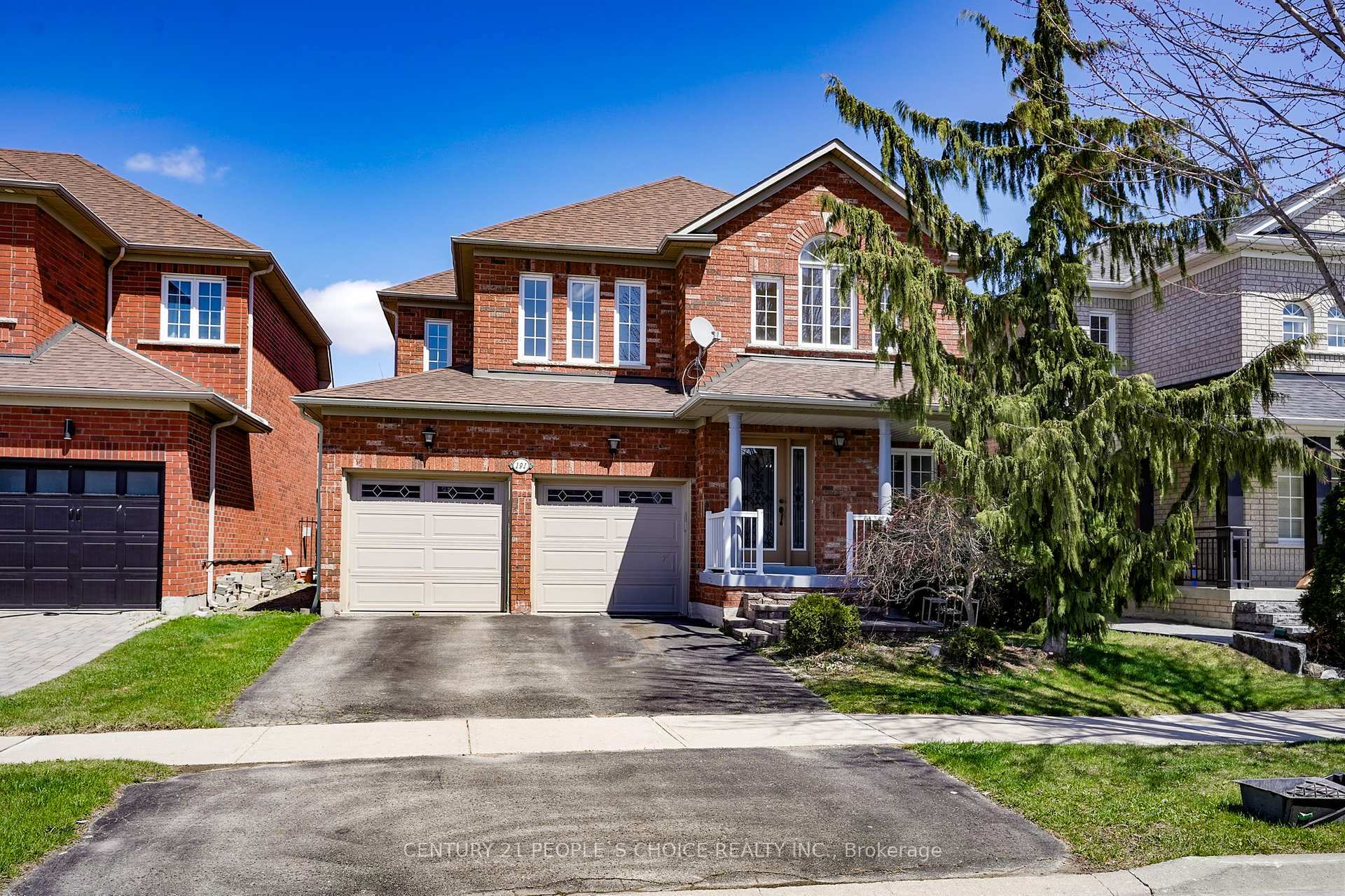 Property Photo: 191 Napa Valley Avenue ON L4H 1L3