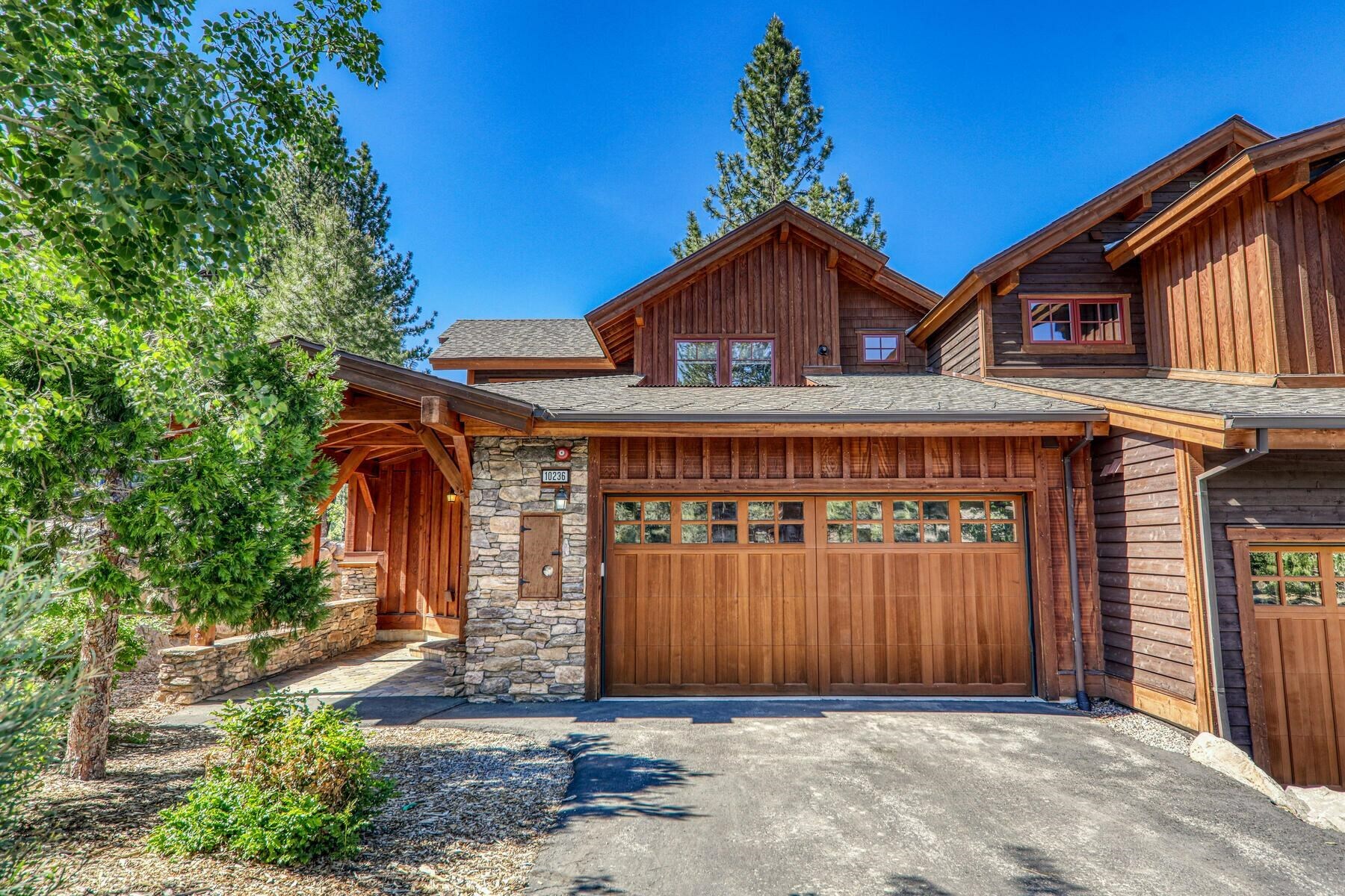 Property Photo: 10236 Valmont Trail CA 96161