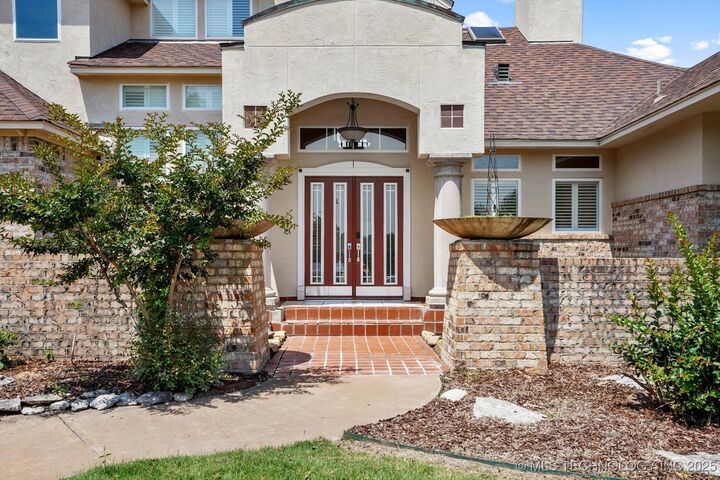 Property Photo:  524 S 67th Street  OK 74014 