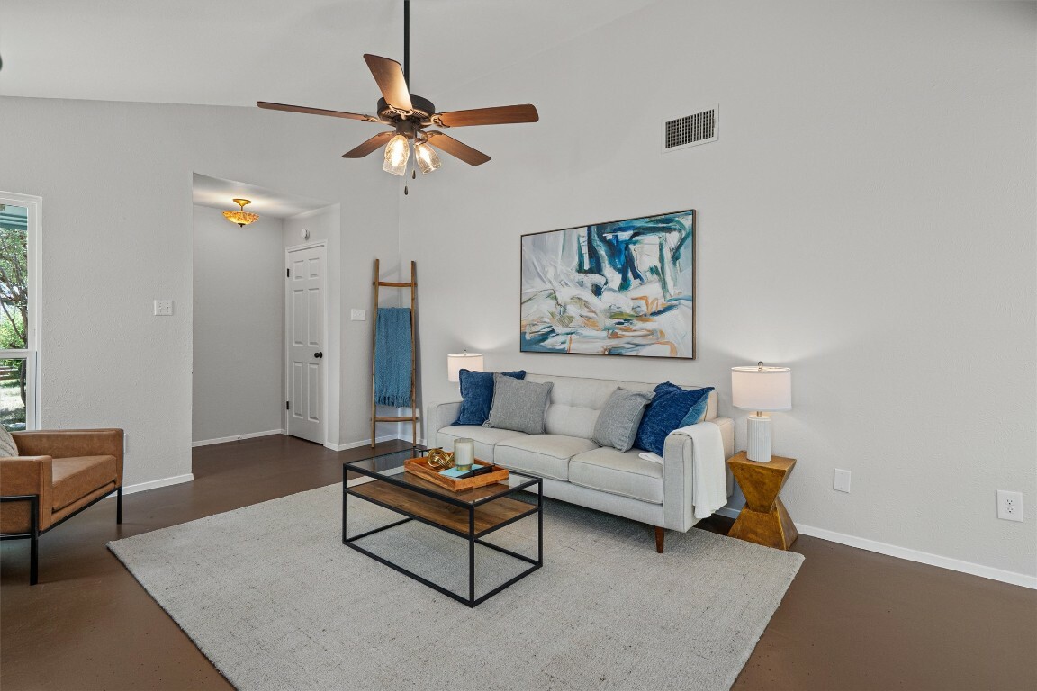 Property Photo:  8615 Croydon Loop  TX 78748 