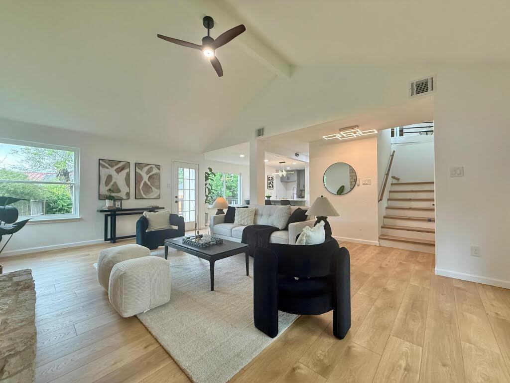 Property Photo:  1402 Monica Street  TX 78758 