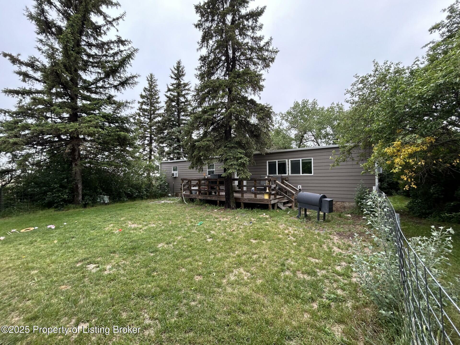 Property Photo: 207 Inman Avenue ND 58620