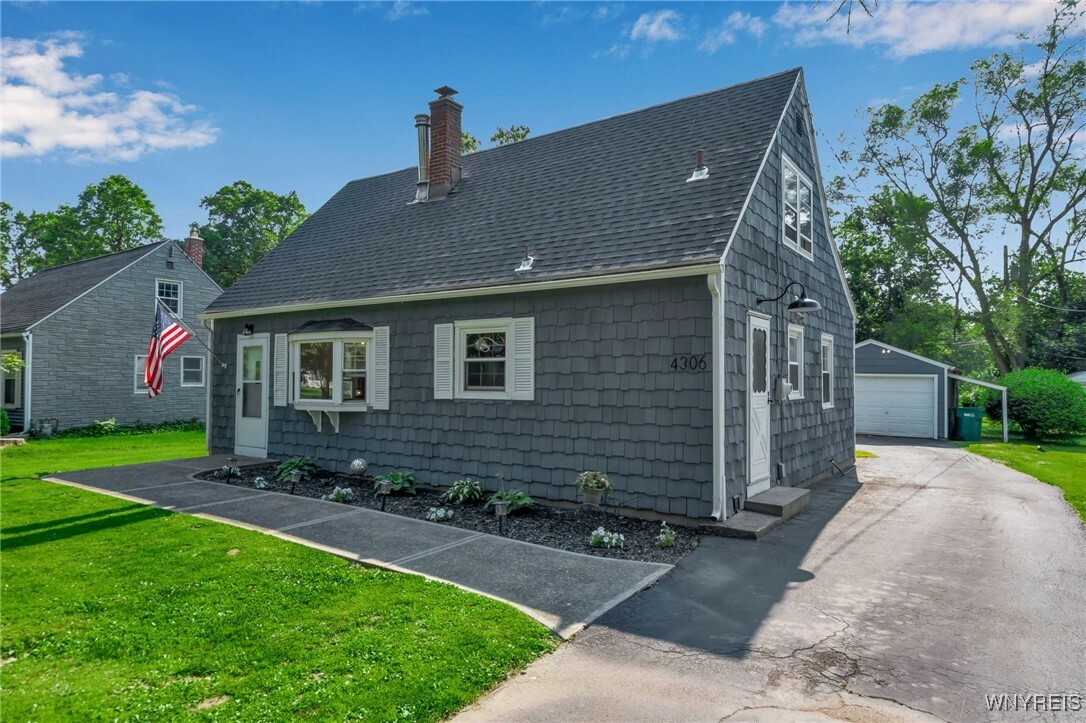 Property Photo: 4306 Shimerville Road NY 14031