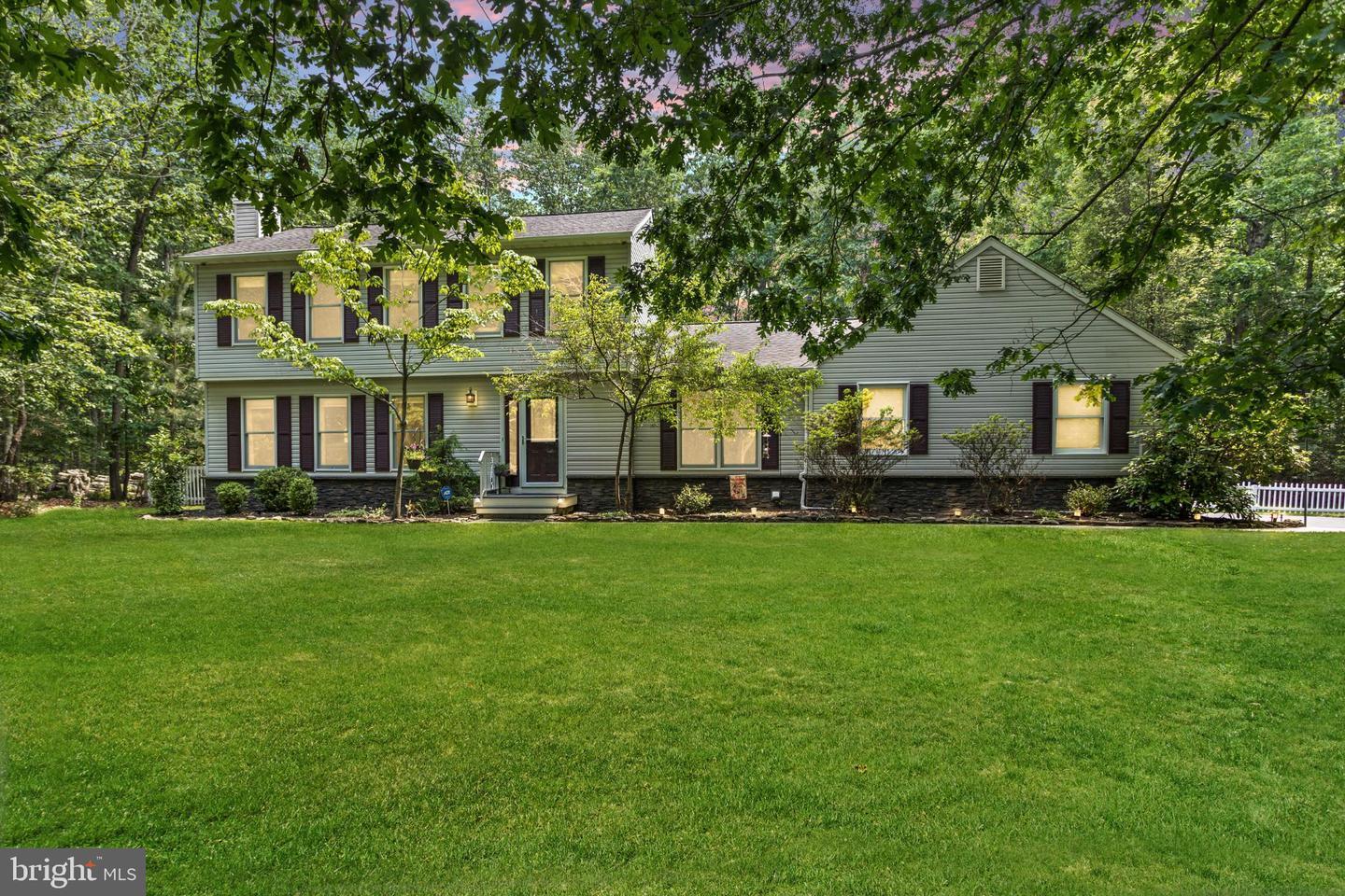 Property Photo: 7 Holly Hill Drive NJ 08533