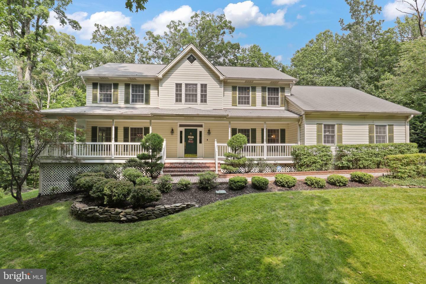 Property Photo: 12010 Waples Mill Road VA 22124