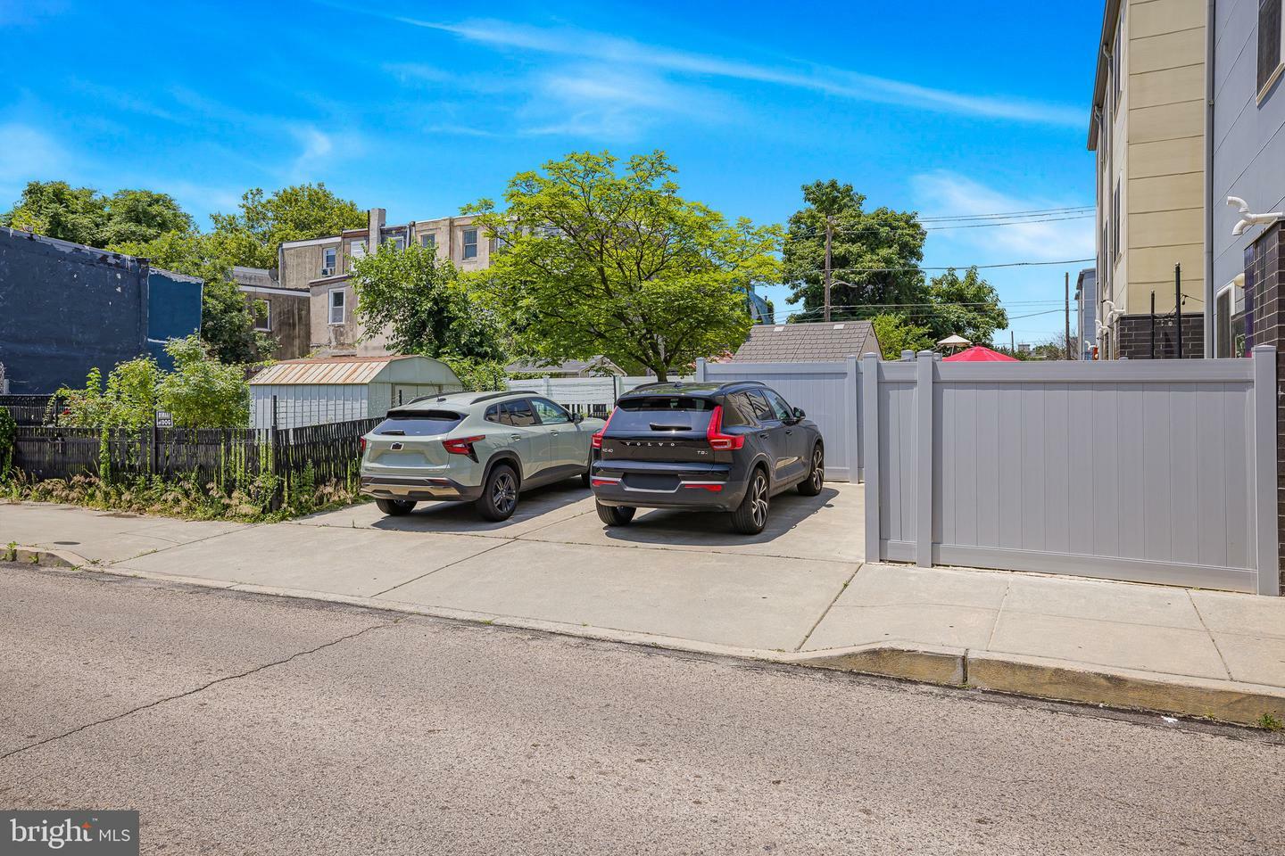 Property Photo: 312 W Susquehanna Avenue 14 PA 19122