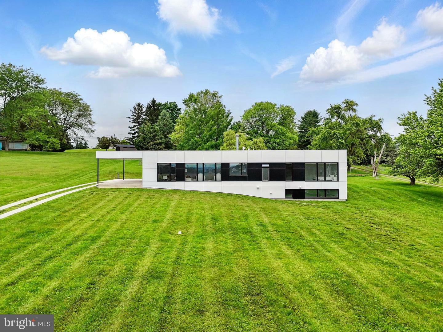 Property Photo: 317 Clearview Avenue PA 18064