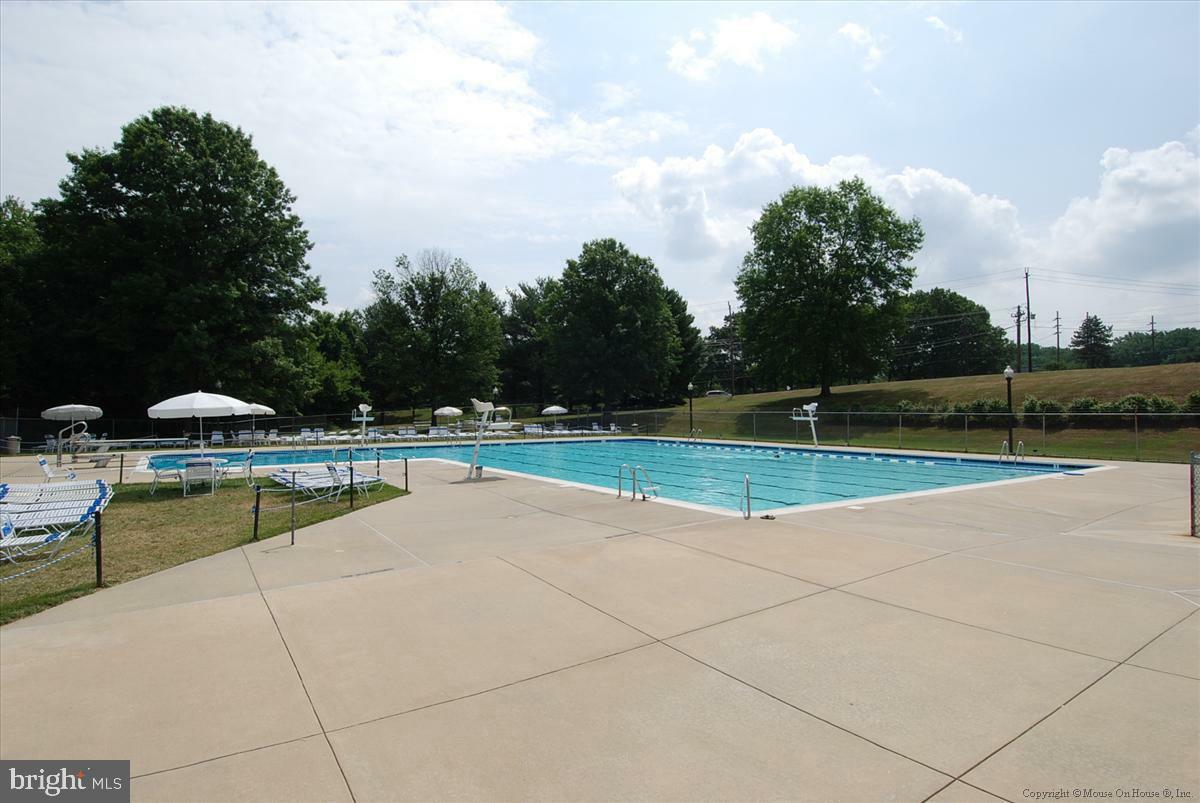 Property Photo:  720 Quince Orchard Boulevard 101  MD 20878 