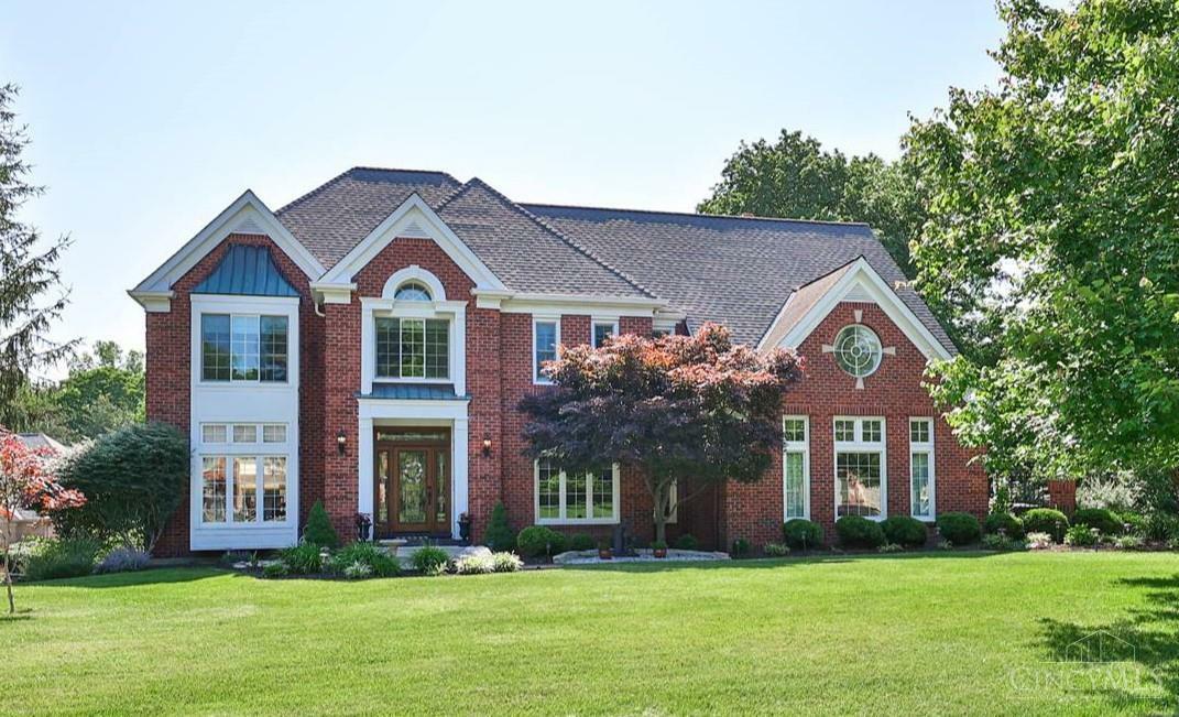 Property Photo: 6627 Saddlebrook Court OH 45140