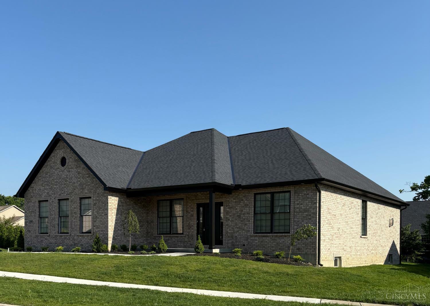 Property Photo: 3080 Shoreacres Court OH 45011