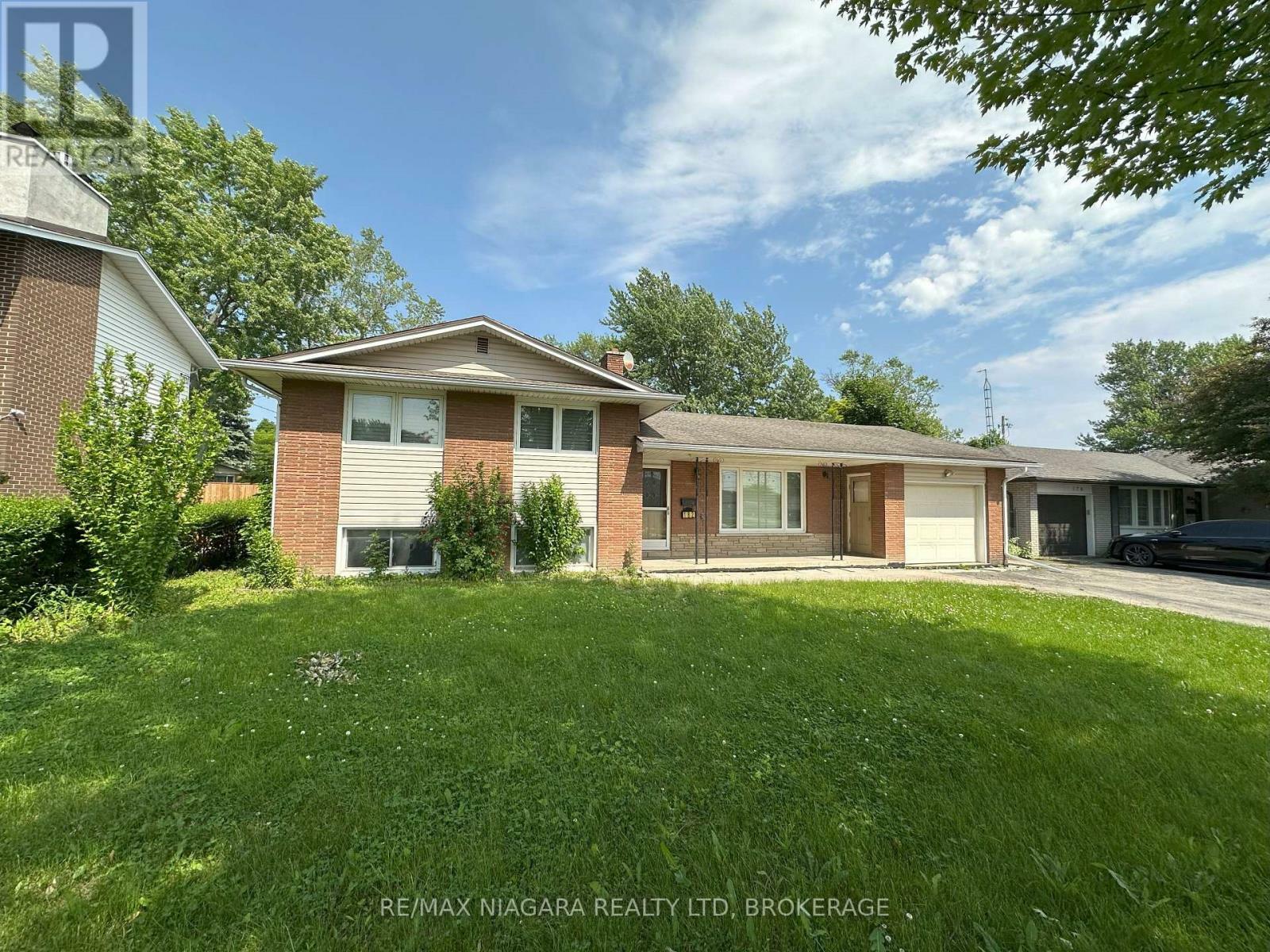 182 Willson Road Main  Welland ON L3C 2T6 photo