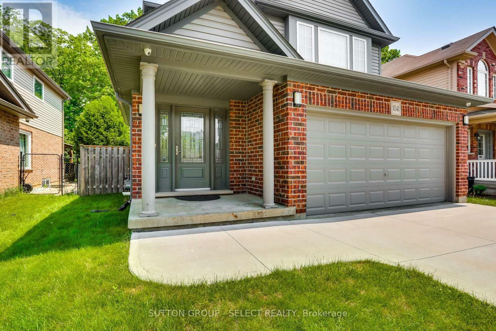 Property Photo: 1041 Foxcreek Road ON N6G 0C9