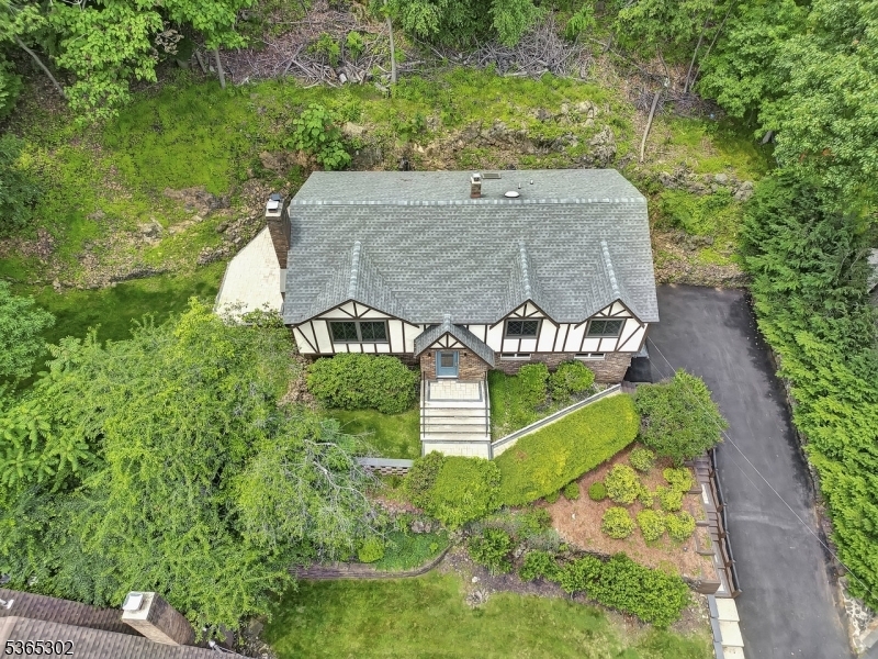 Property Photo: 6 Hazel St NJ 07424