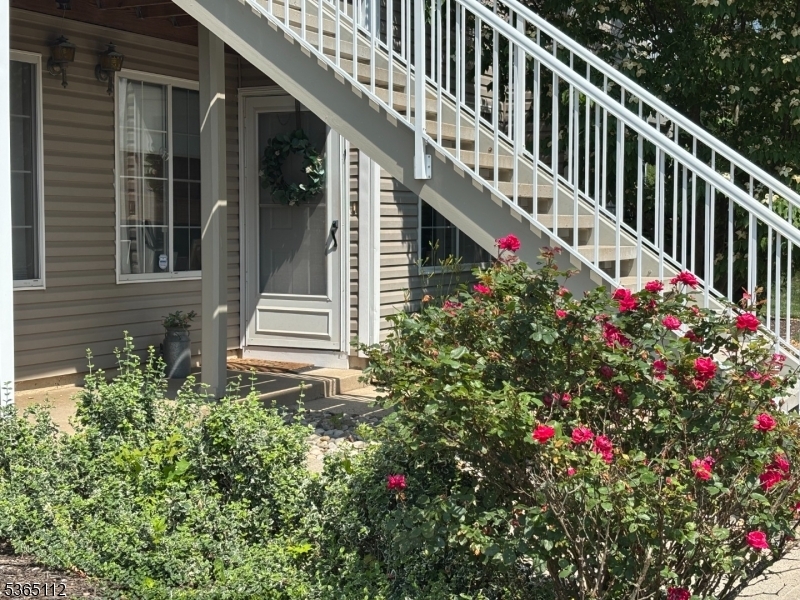Property Photo: 1 Spruce Court NJ 07921