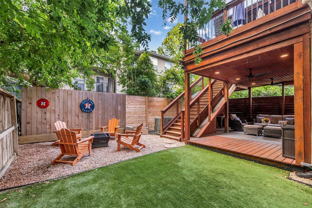Property Photo: 1403 Cook Street TX 77006