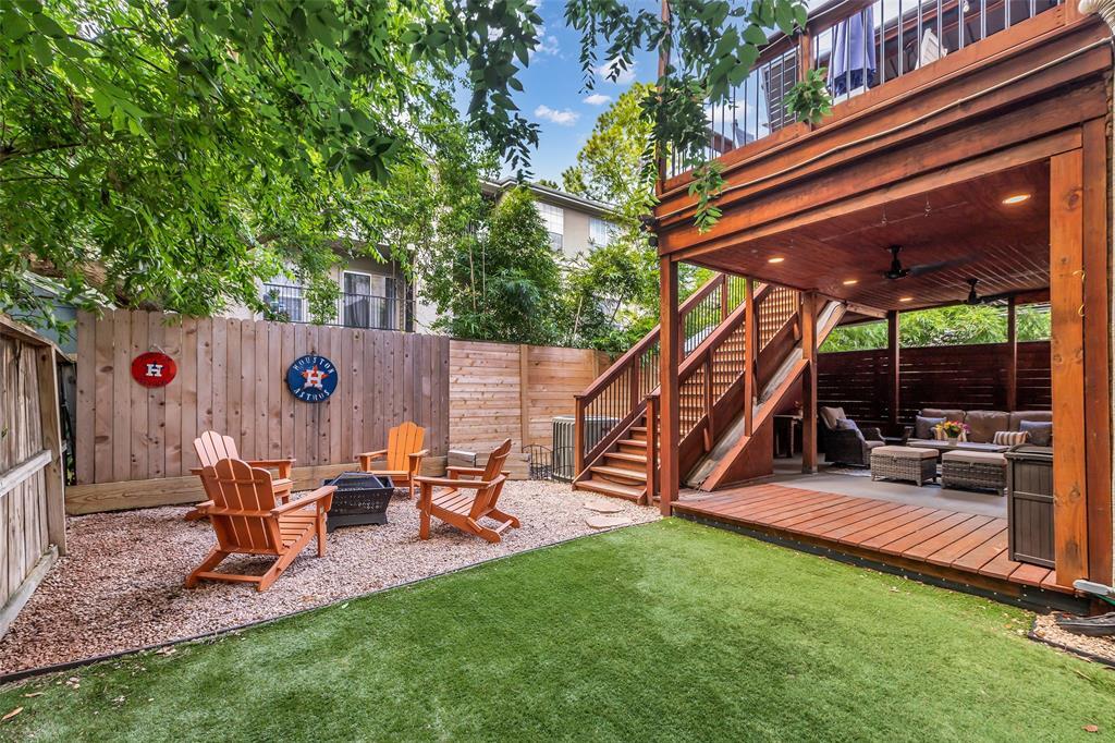 Property Photo: 1403 Cook Street TX 77006