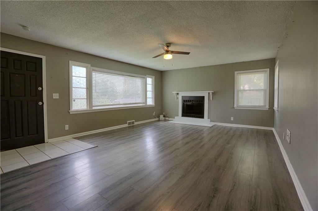 Property Photo:  2901 N 75th Terrace  KS 66109 