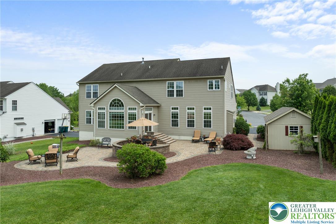 Property Photo:  123 Clover Hollow Road  PA 18045 