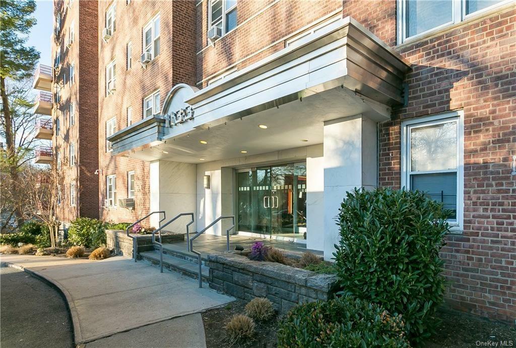 Property Photo: 1133 Midland Avenue 4C NY 10708