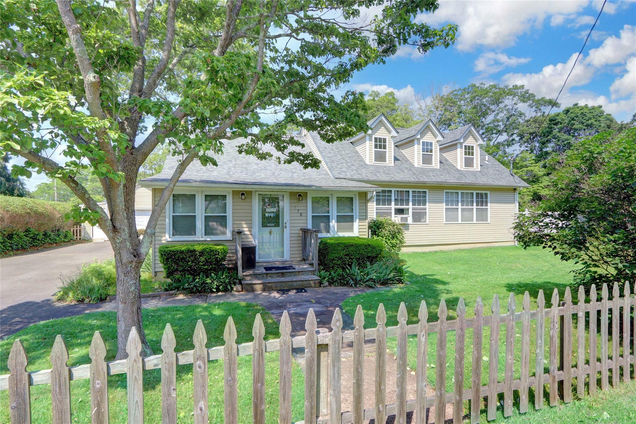 Property Photo: 178 Magnolia Drive NY 11951