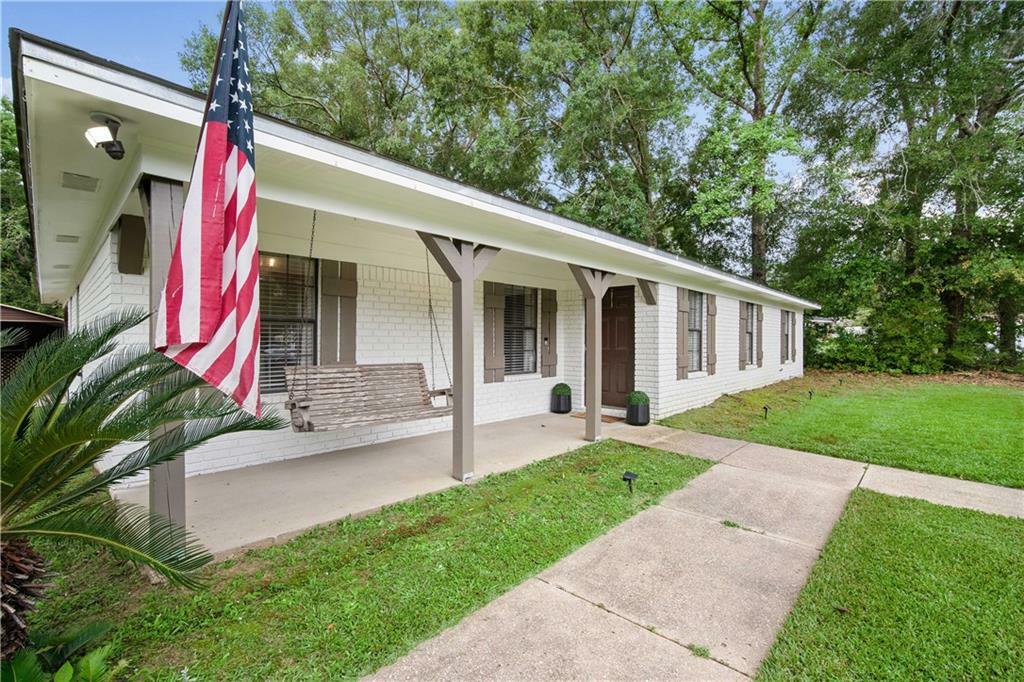 Property Photo: 1913 Spanish Drive AL 36571