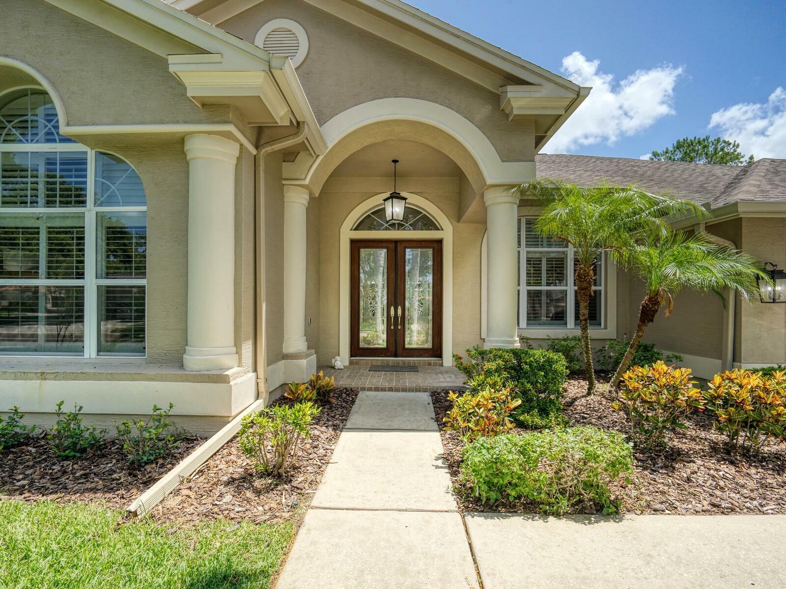 Property Photo: 4335 Clairidge Way FL 34685