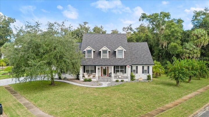 Property Photo: 10 Hickory Lane FL 32136