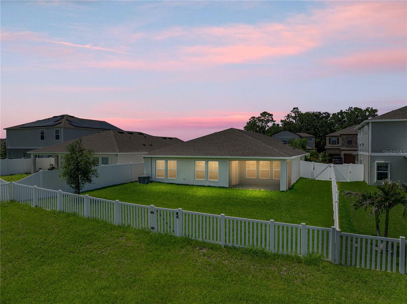 Property Photo: 12931 Twin Bridges Drive FL 33579