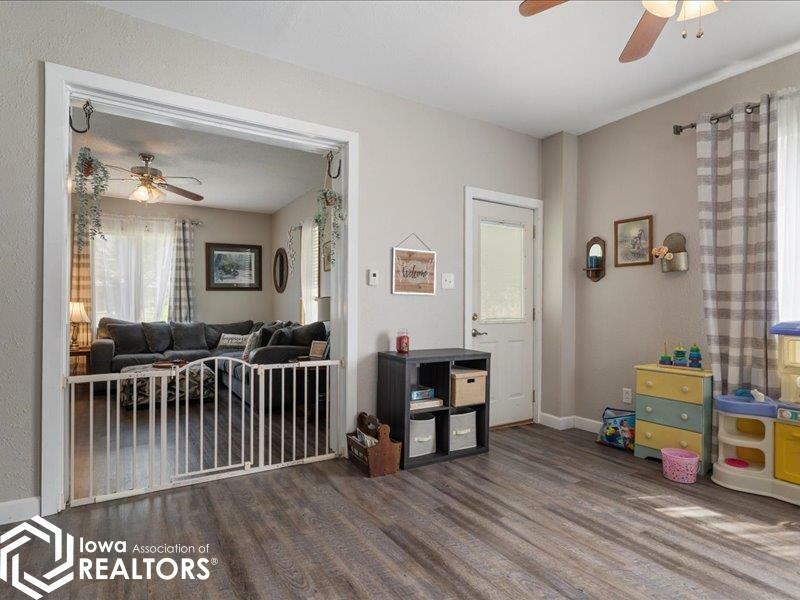 Property Photo: 717 Franklin Street IA 52653
