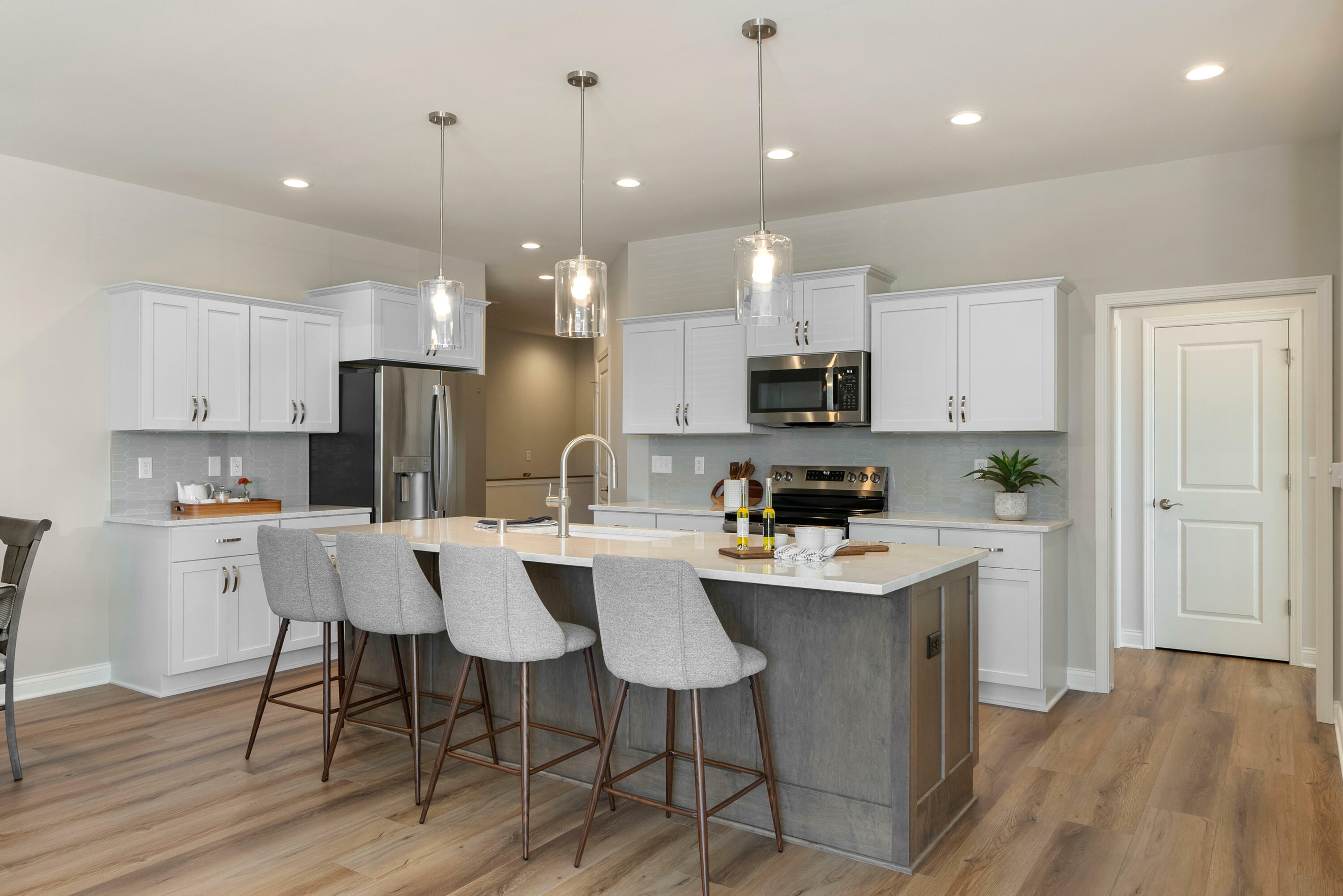 847 N Verona Cir 6  Grafton WI 53024 photo