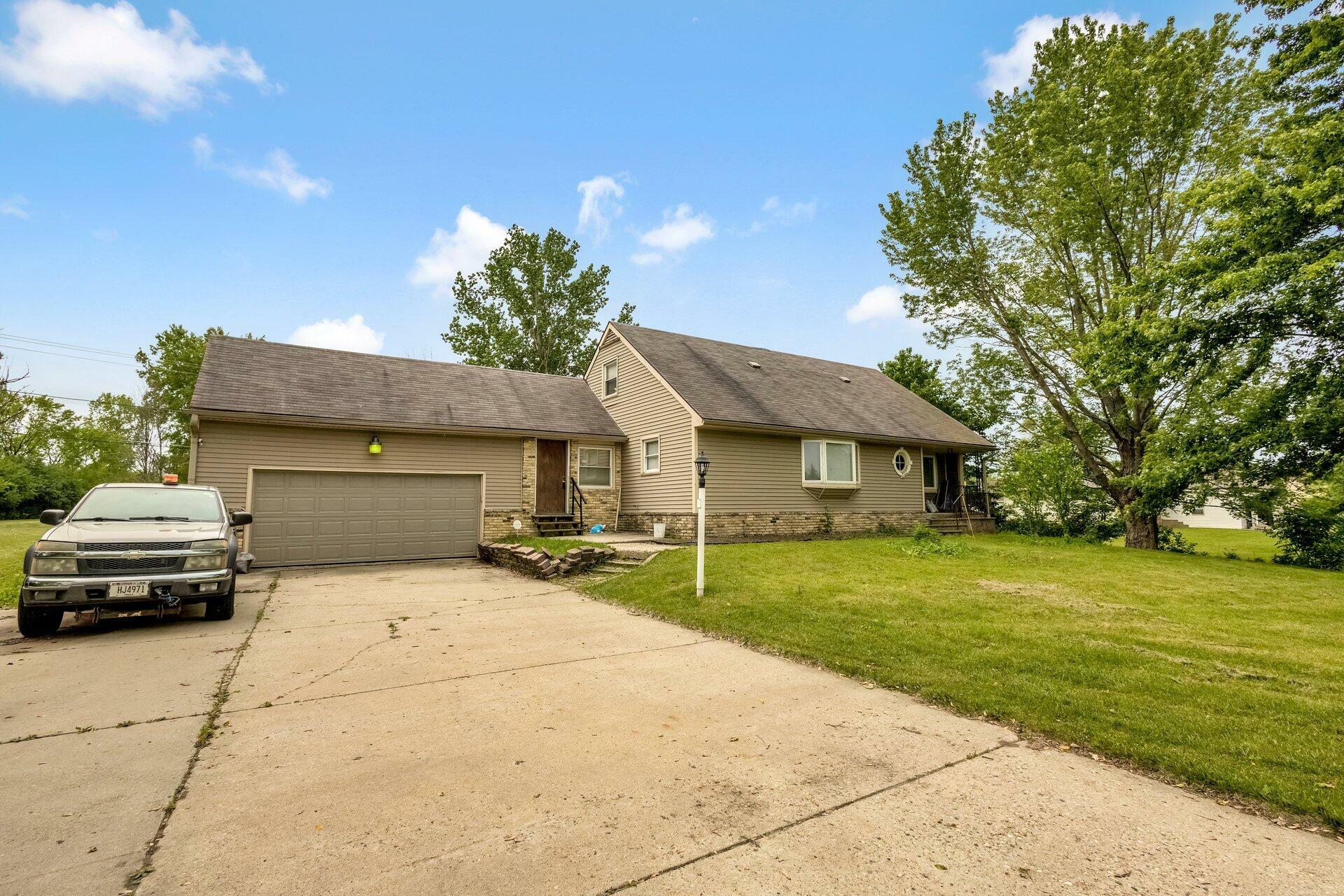 Property Photo: 9335 W County Line Rd 9325 WI 53224