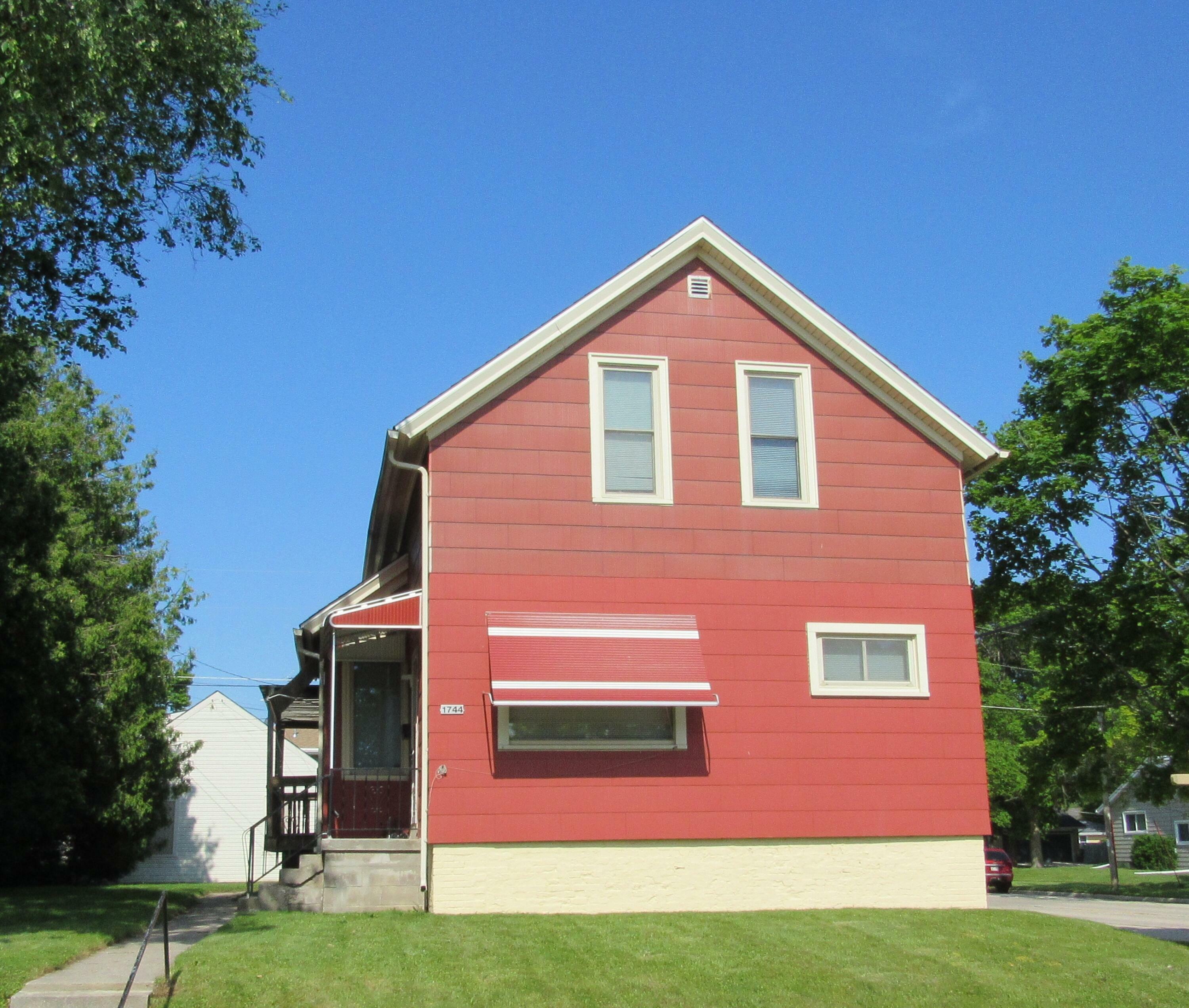 Property Photo: 1744 N 27th St WI 53081