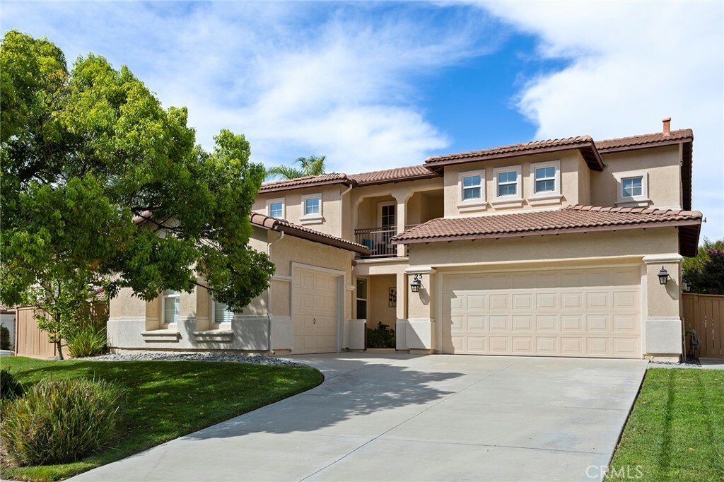 Property Photo: 25 Vista Palermo CA 92532