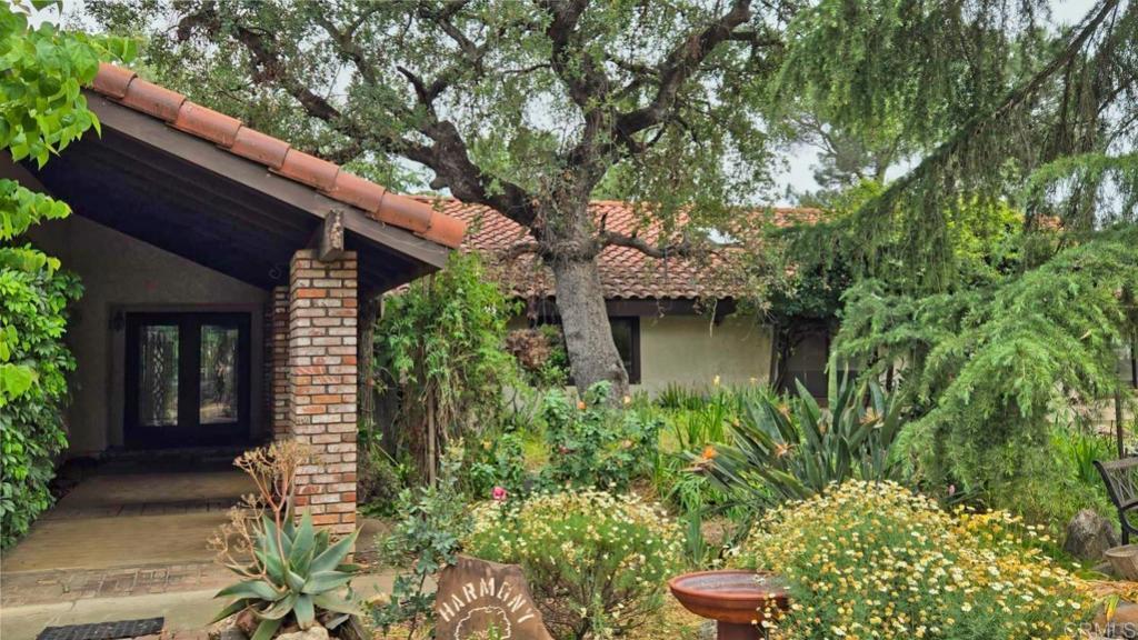 24903 Oakana Road  Ramona CA 92065 photo