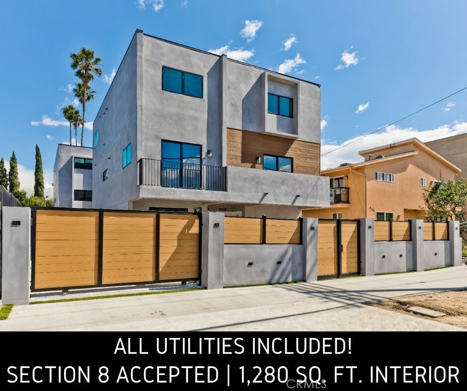 Property Photo: 6128 Hazeltine Avenue 1 CA 91401