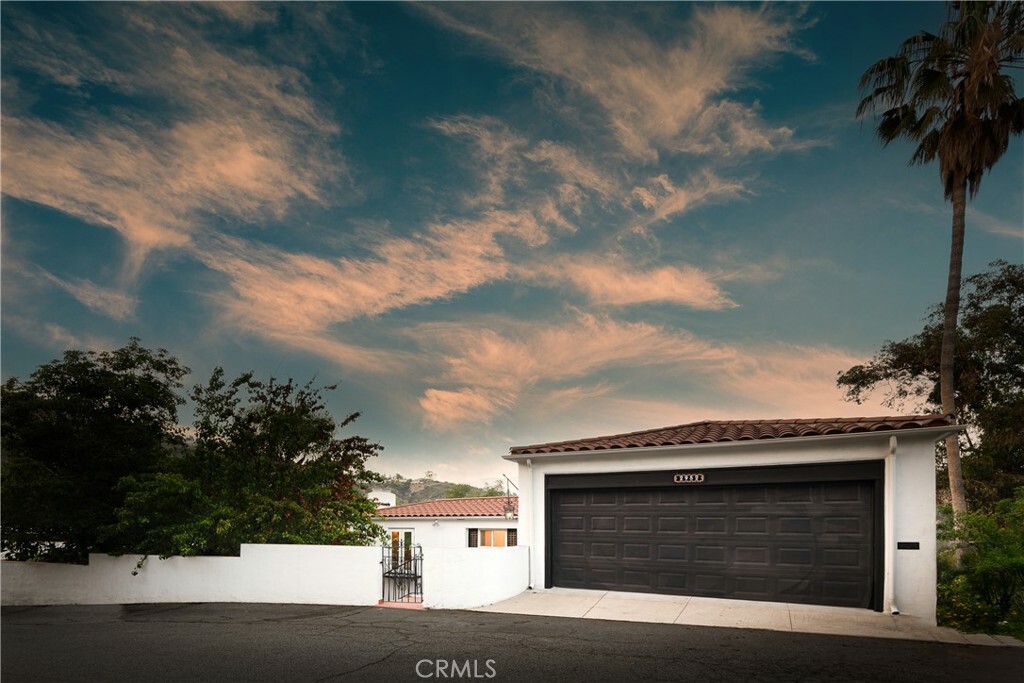 Property Photo: 2982 Edgewick Road CA 91206