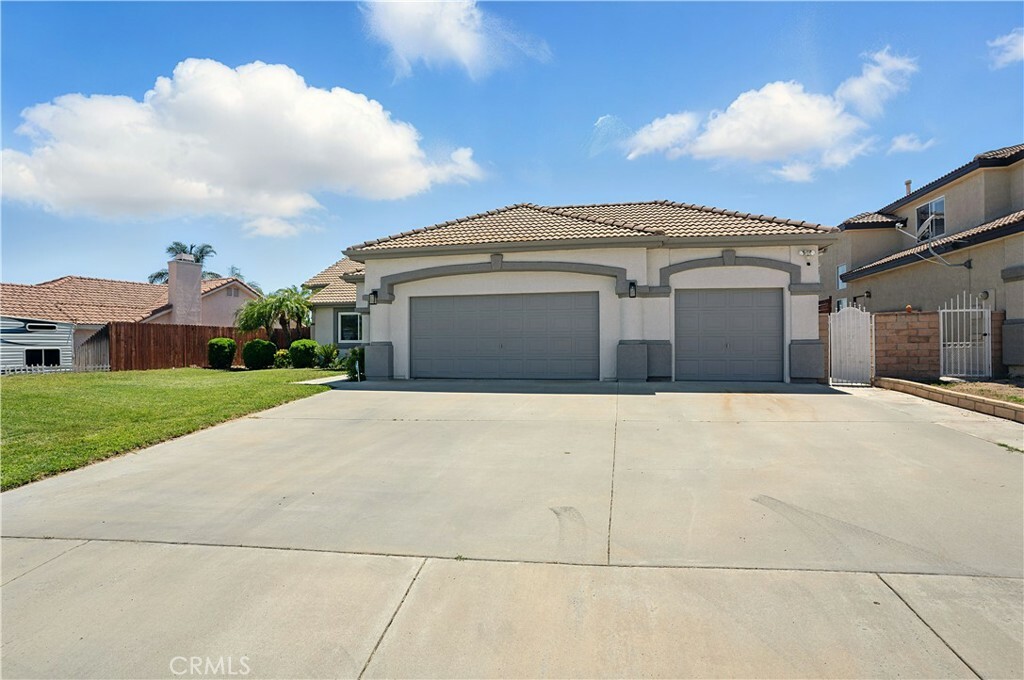 Property Photo: 28591 Corvus Way CA 92586