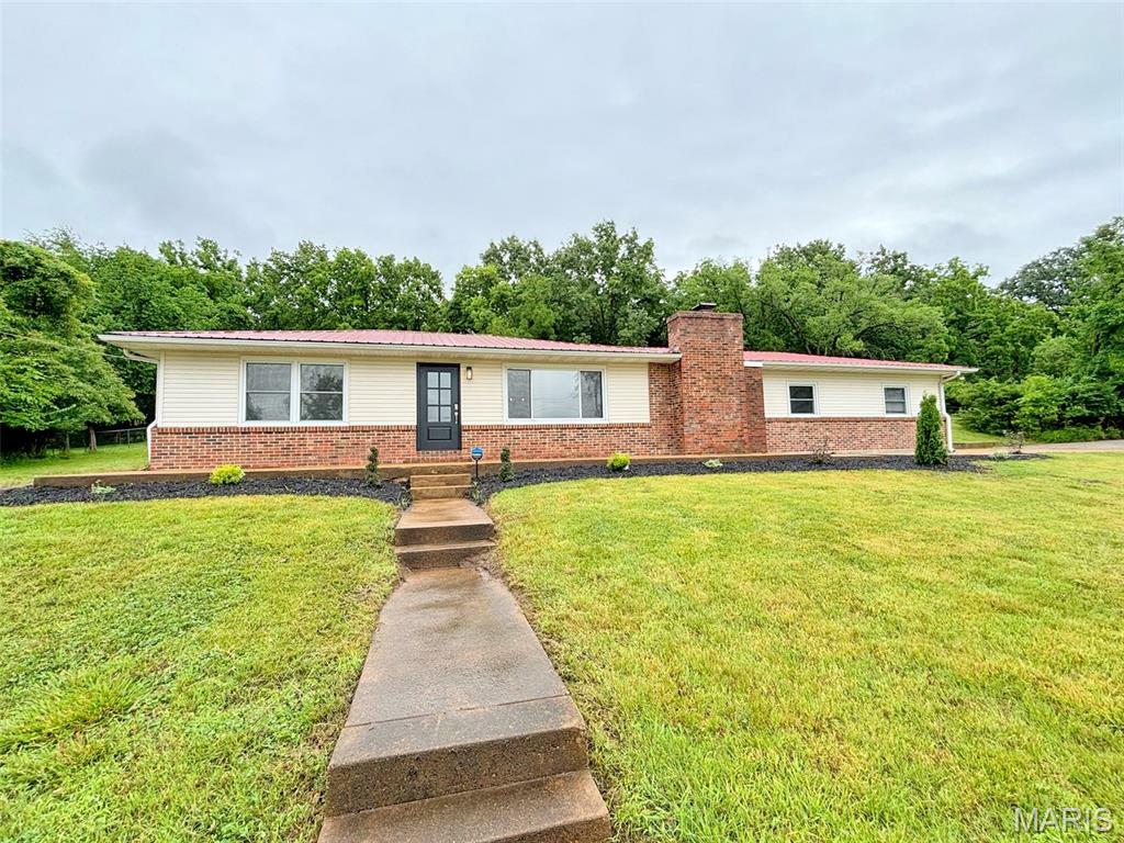 Property Photo: 1439 Elliot Street MO 63025