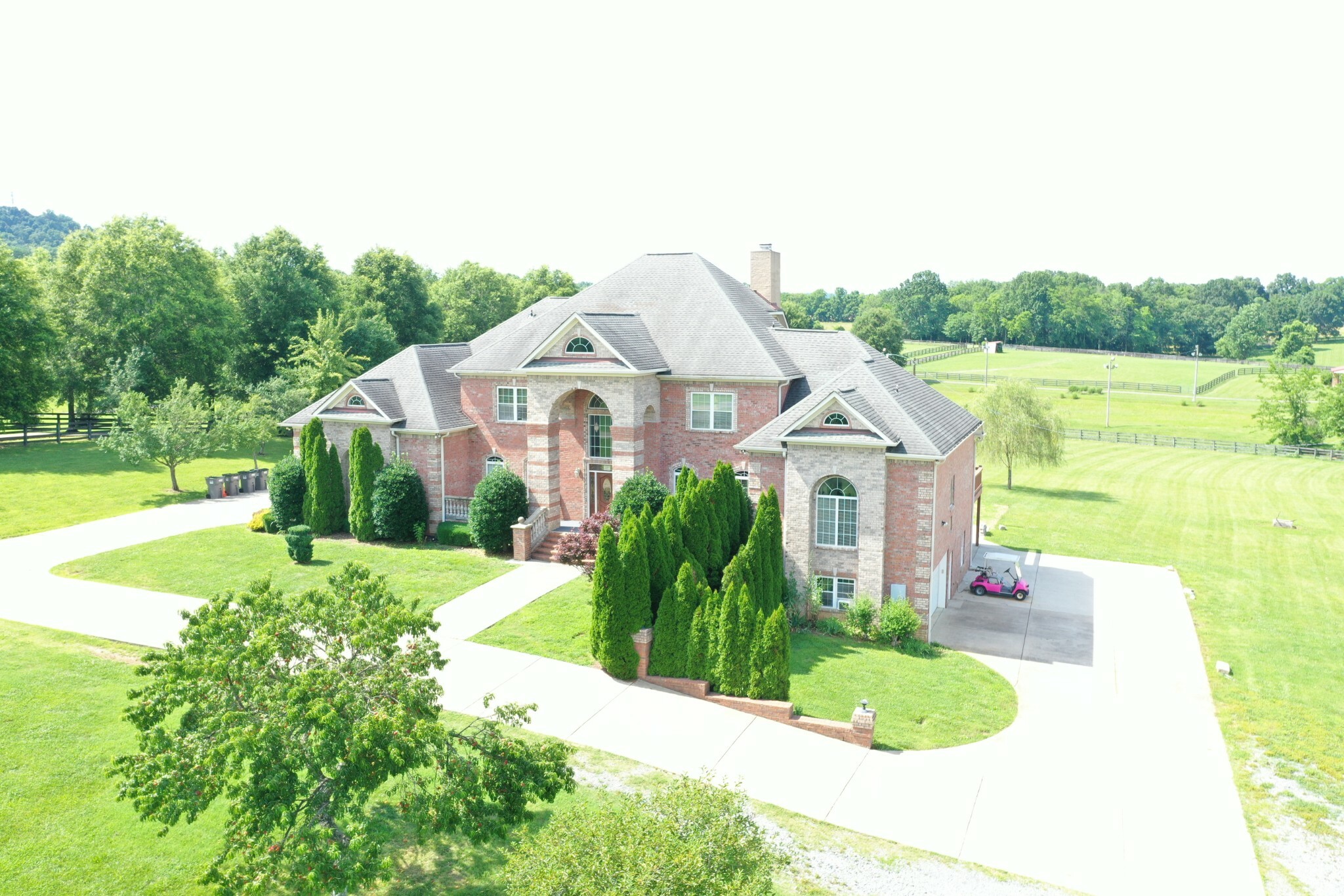 Property Photo: 1616 Long Hollow Pike TN 37066