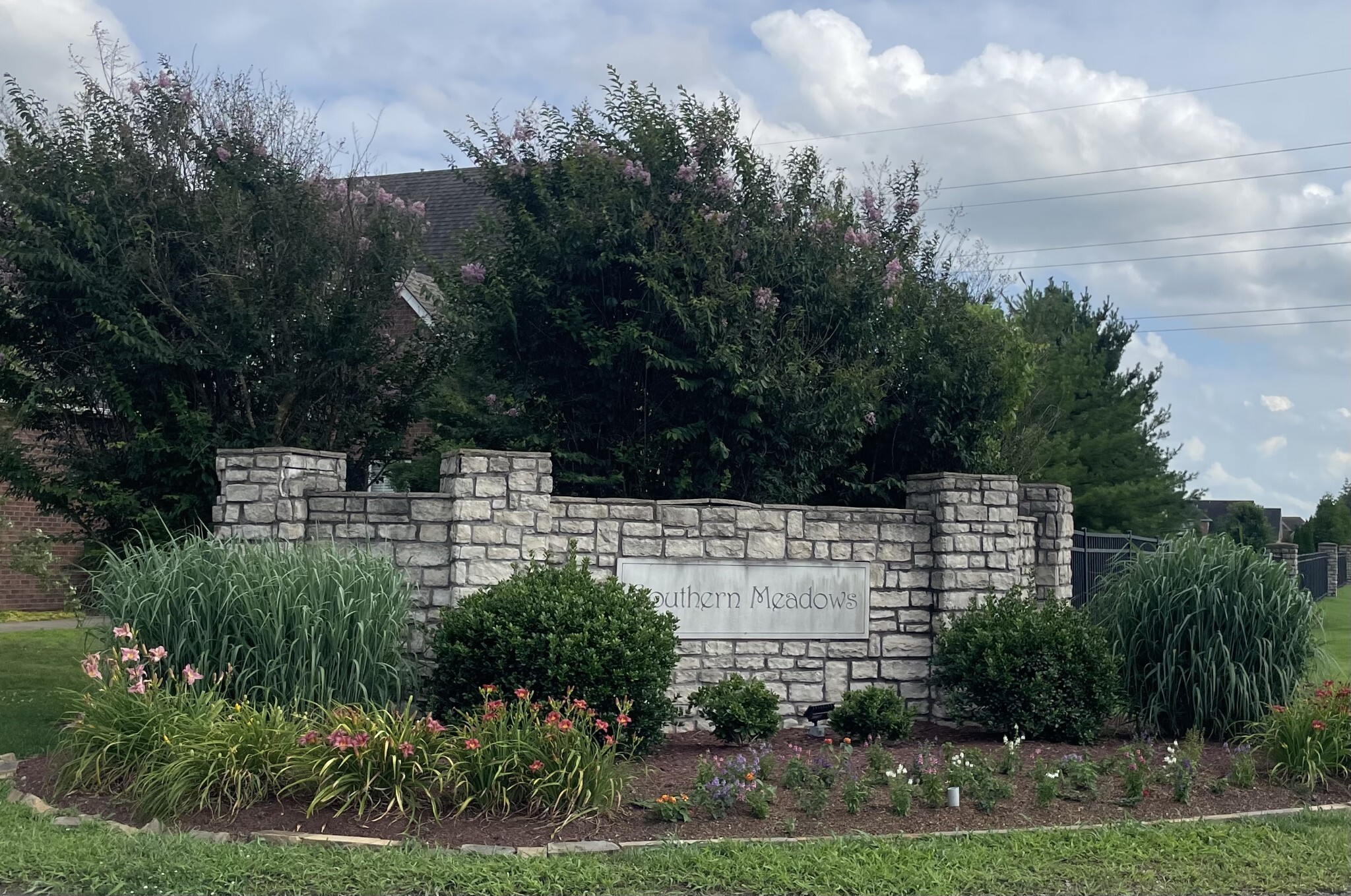 Property Photo:  3325 Geneva Dr  TN 37128 
