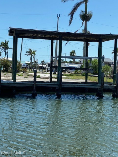 Property Photo: 3924 Areca Drive FL 33956