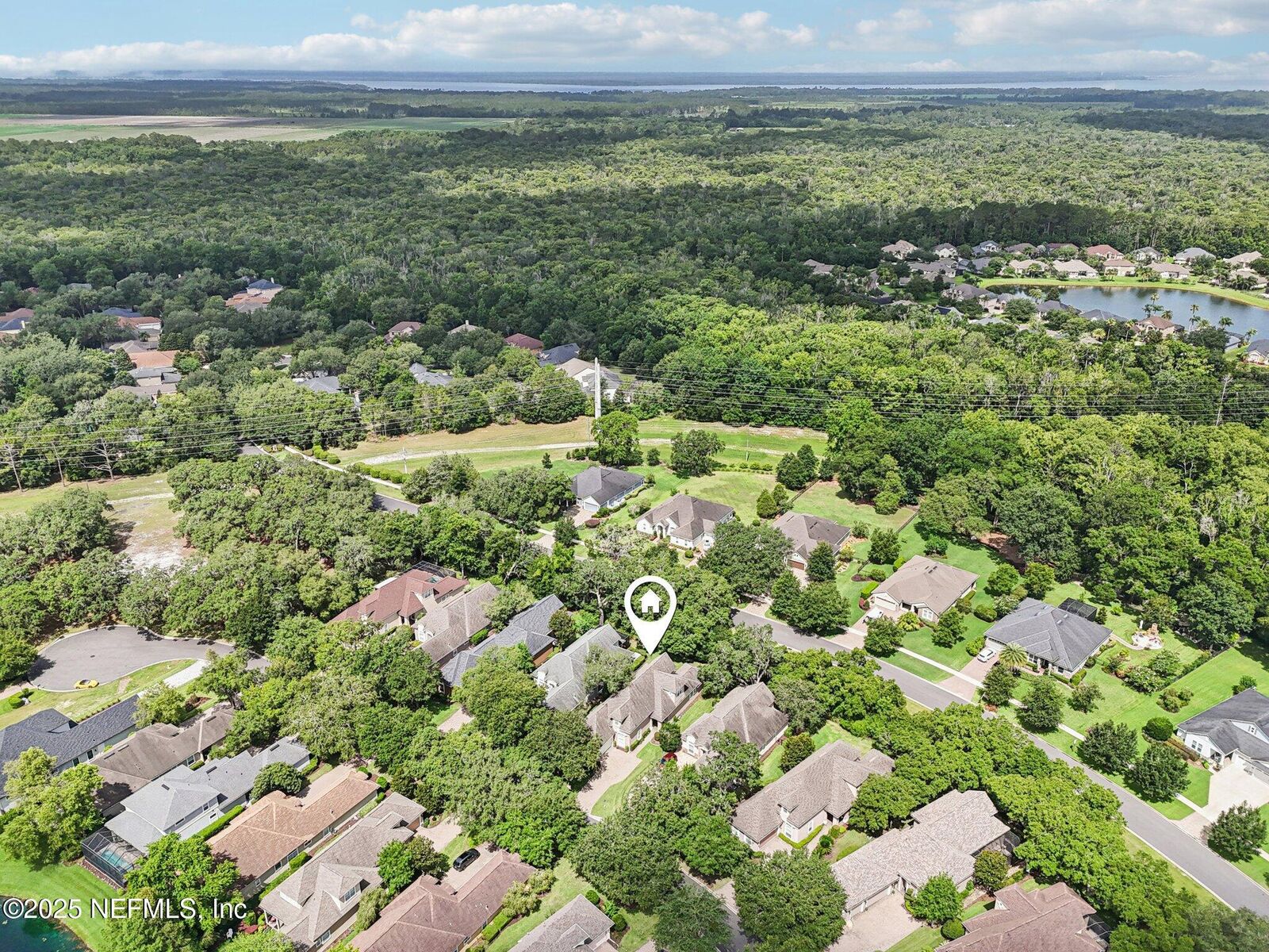 Property Photo: 4640 Tuscan Wood Court FL 32092