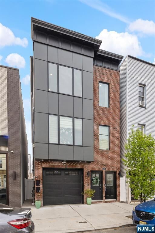 Property Photo:  1163 Summit Avenue 2  NJ 07307 