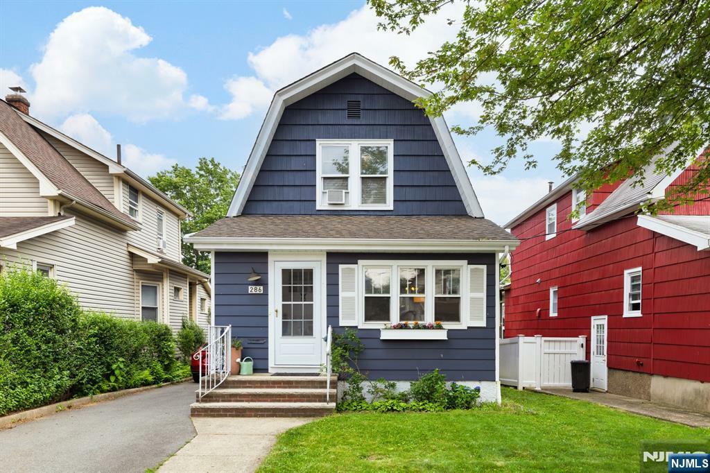 286 Willow Avenue  Lyndhurst NJ 07071 photo