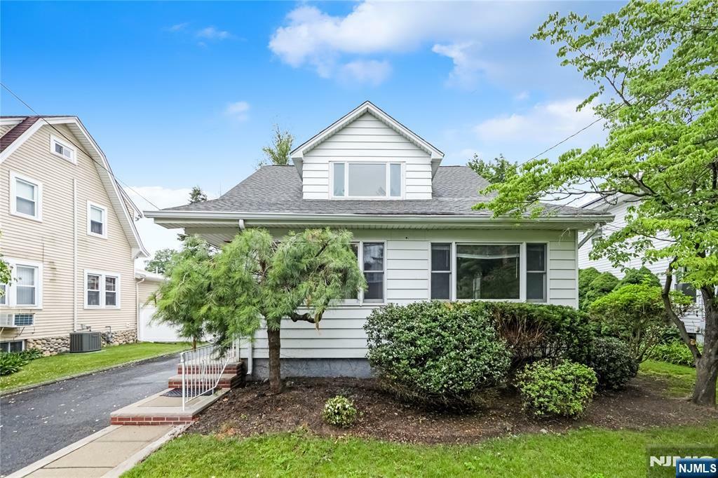 Property Photo: 33 Bergen NJ 07642