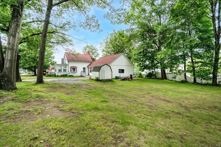 Property Photo: 264 Candia Road NH 03109