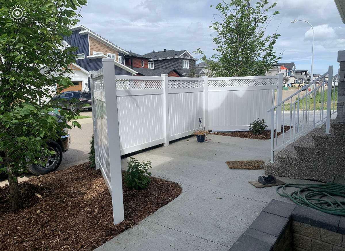 Property Photo: 102 Aspenhill Drive AB T9J 1E1